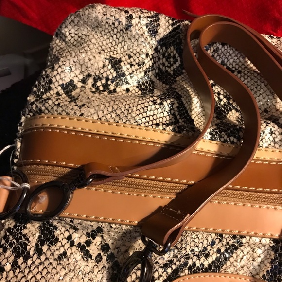 Natural python convertible clutch - Picture 4 of 8